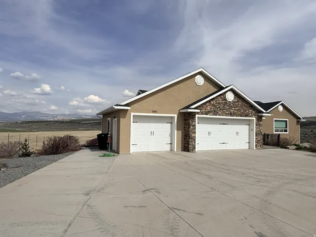 995 S 230 E, Panguitch, Utah 84759