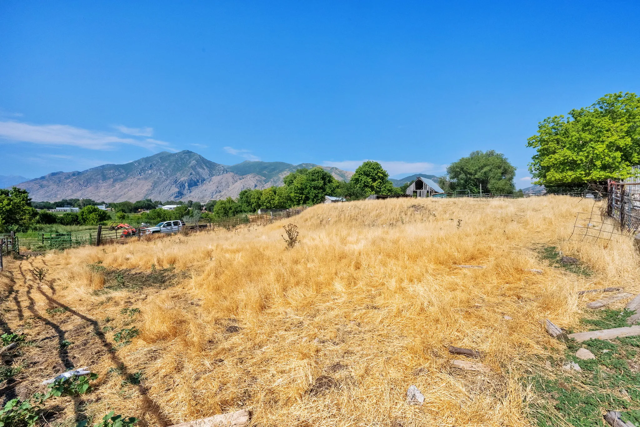 View of mountain background with rural landscape