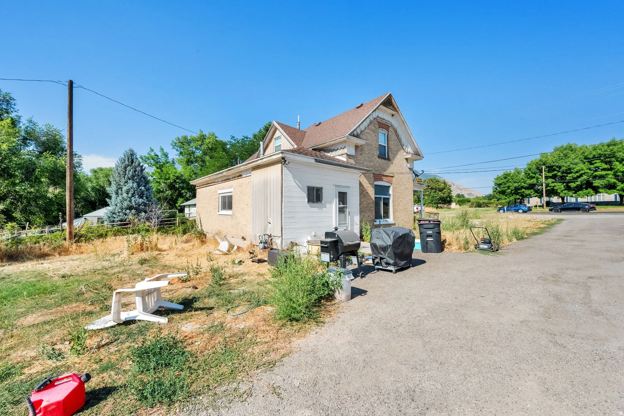 View of front facade