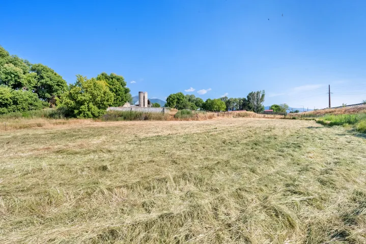 View of yard featuring a view of countryside