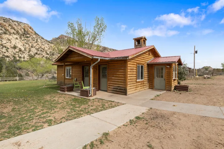 2275 N Pine Rd, Escalante, Utah 84726