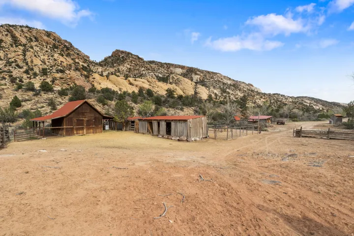 2275 N Pine Rd, Escalante, Utah 84726