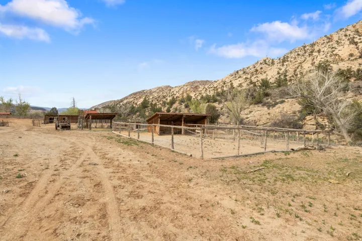 2275 N Pine Rd, Escalante, Utah 84726
