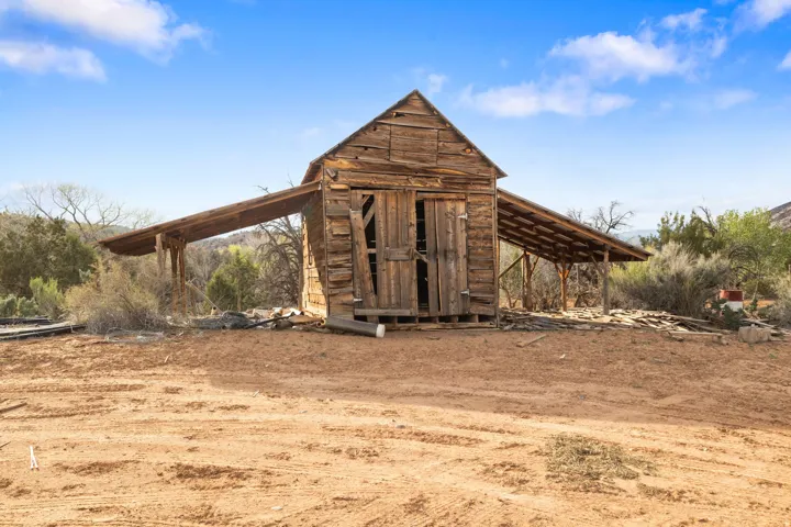 2275 N Pine Rd, Escalante, Utah 84726