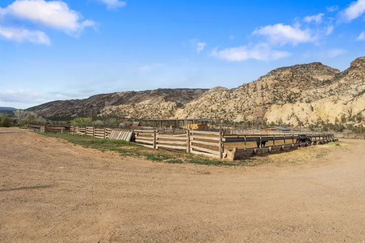 2275 N Pine Rd, Escalante, Utah 84726