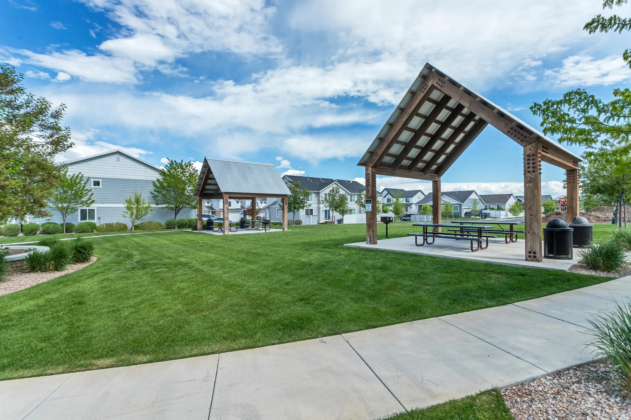 View of community with a patio and a residential view