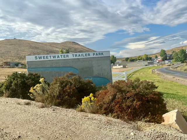 Entrance sign
