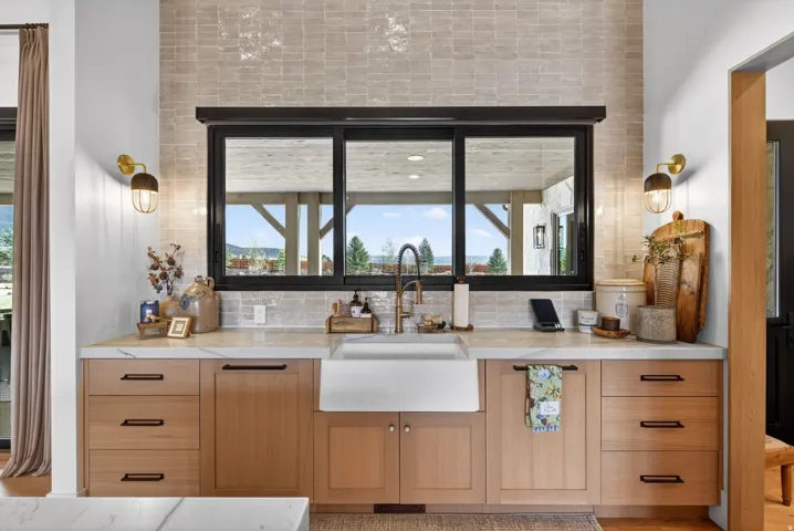 205 W Lazy Acres Ln, Kamas, Utah 84036