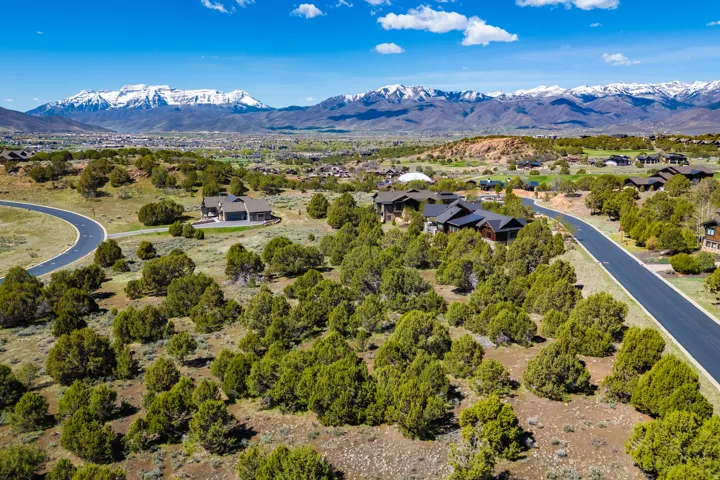 Bird's eye view of a mountain backdrop