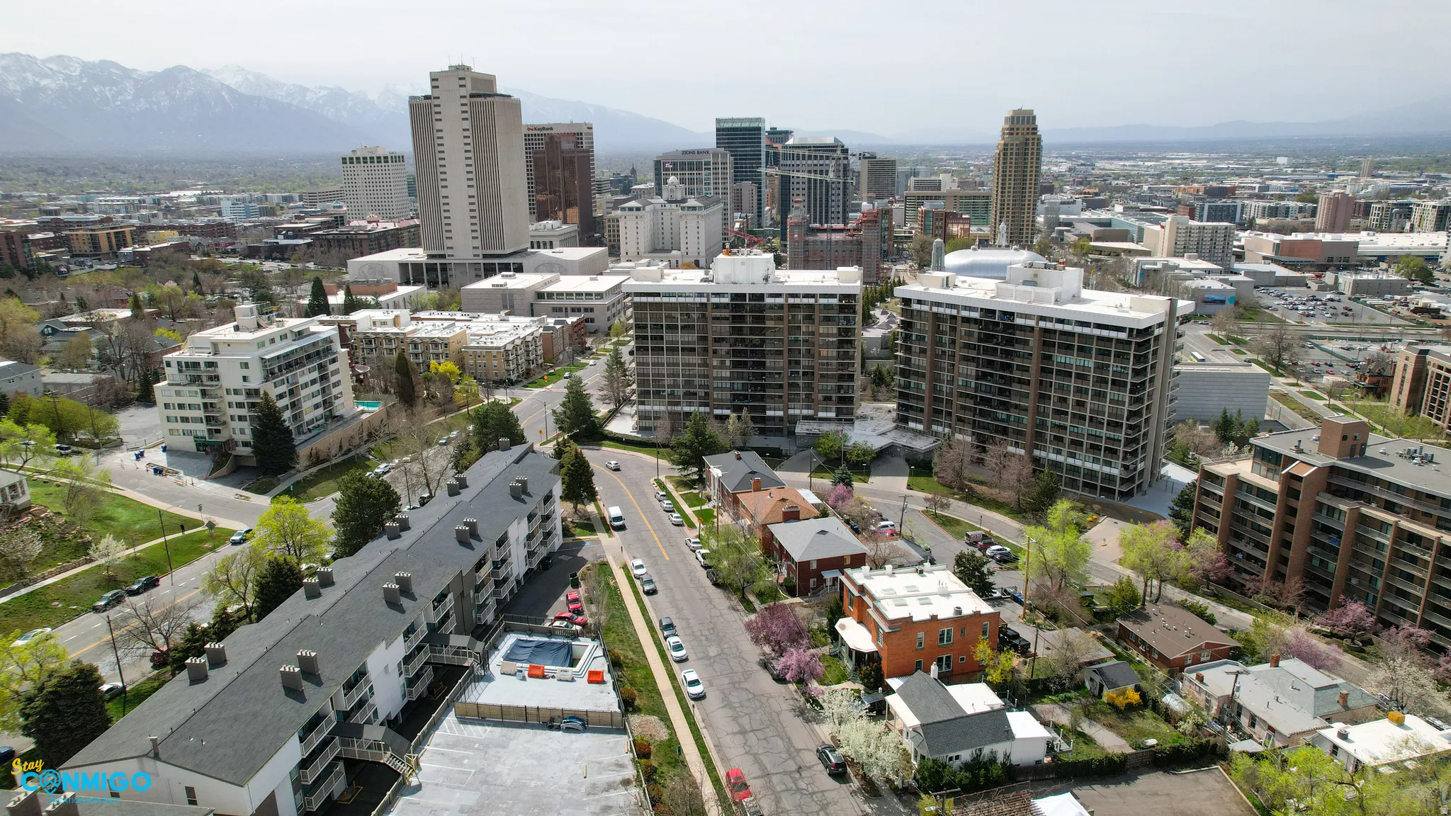 View of urban area featuring a mountain backdrop