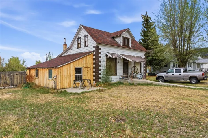 View of front of home with covered porch