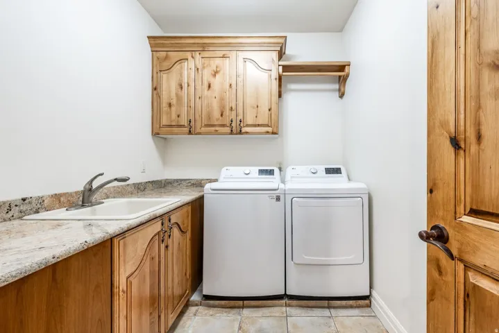 1777 E Somerset Ridge Dr, Draper, Utah 84020