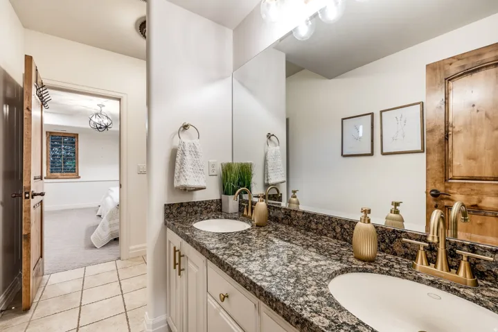 1777 E Somerset Ridge Dr, Draper, Utah 84020