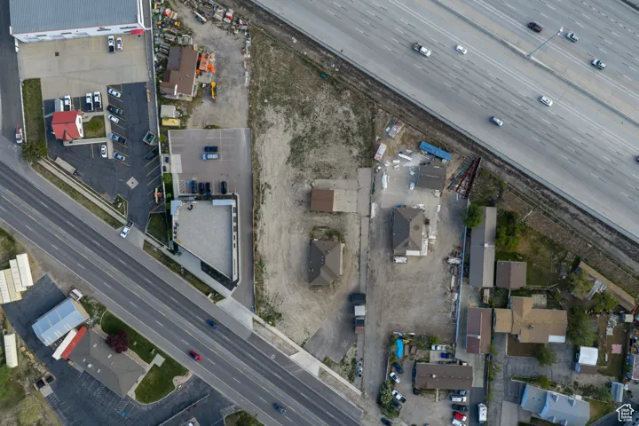Aerial view of property and surrounding area