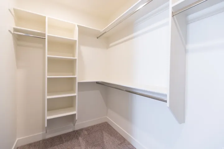 Photo is of previously built home. Some features in photo may be optional. Consult sales manager for more info.