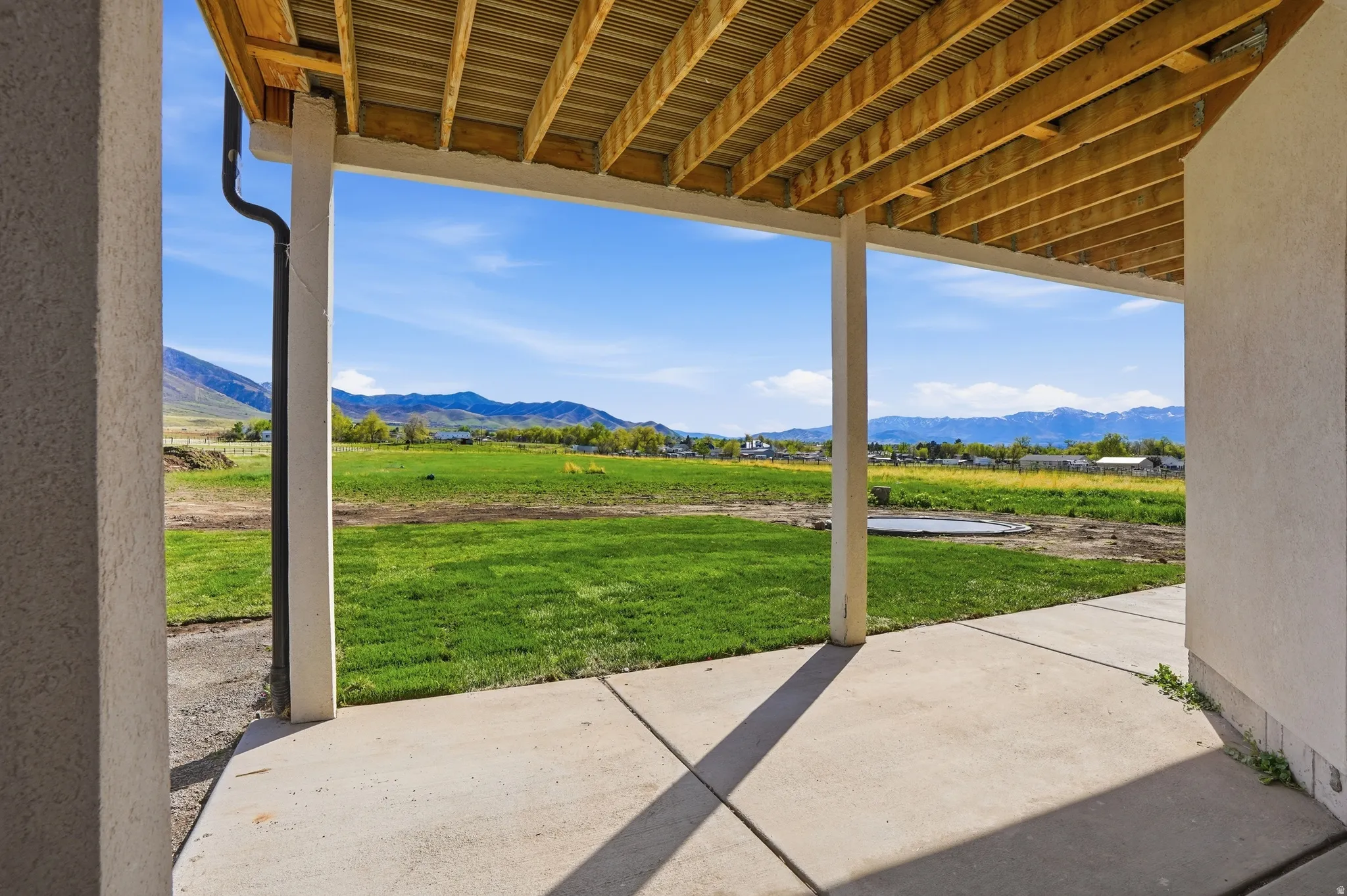 View of patio / terrace featuring a mountain view