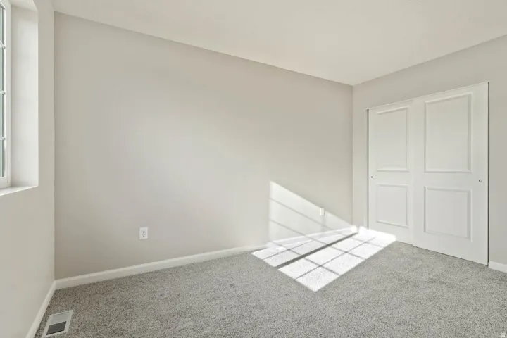 288 N Roundabout St, Saratoga Springs, Utah 84045