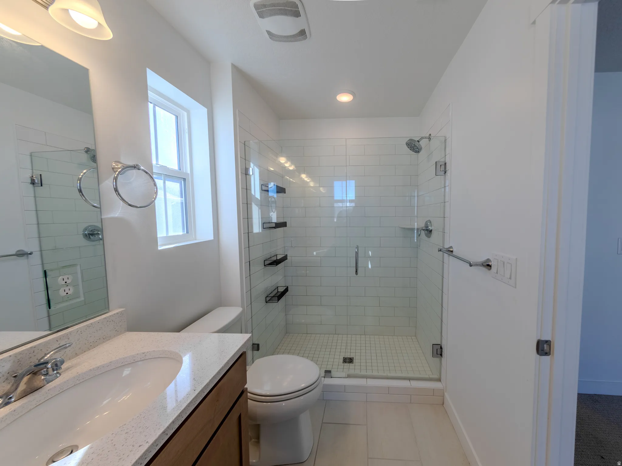 Master full Bathroom