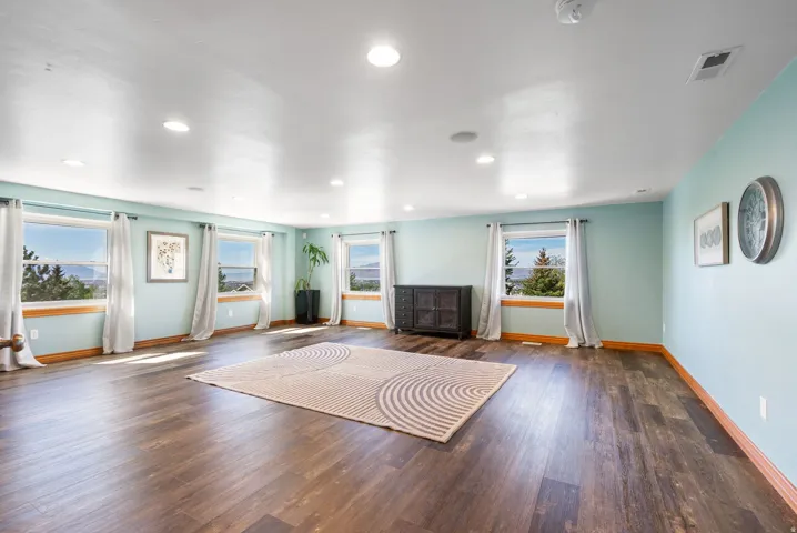 Huge family room/ great room with panoramic valley views