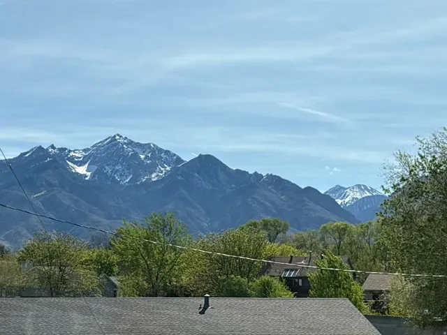 Look at those mountain views!