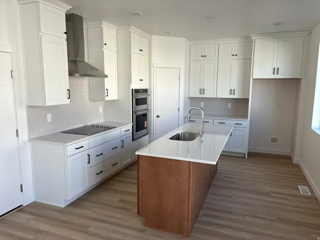 Cook, entertain, or grab a quick snack—this kitchen is built for real life