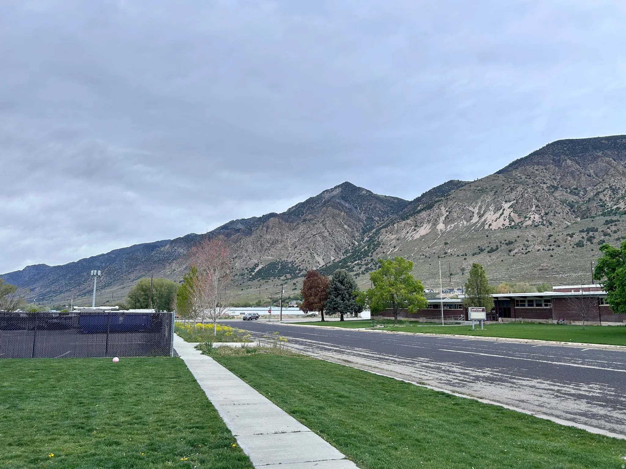View of the mountains and the previous Foothill Elementary School across the street.