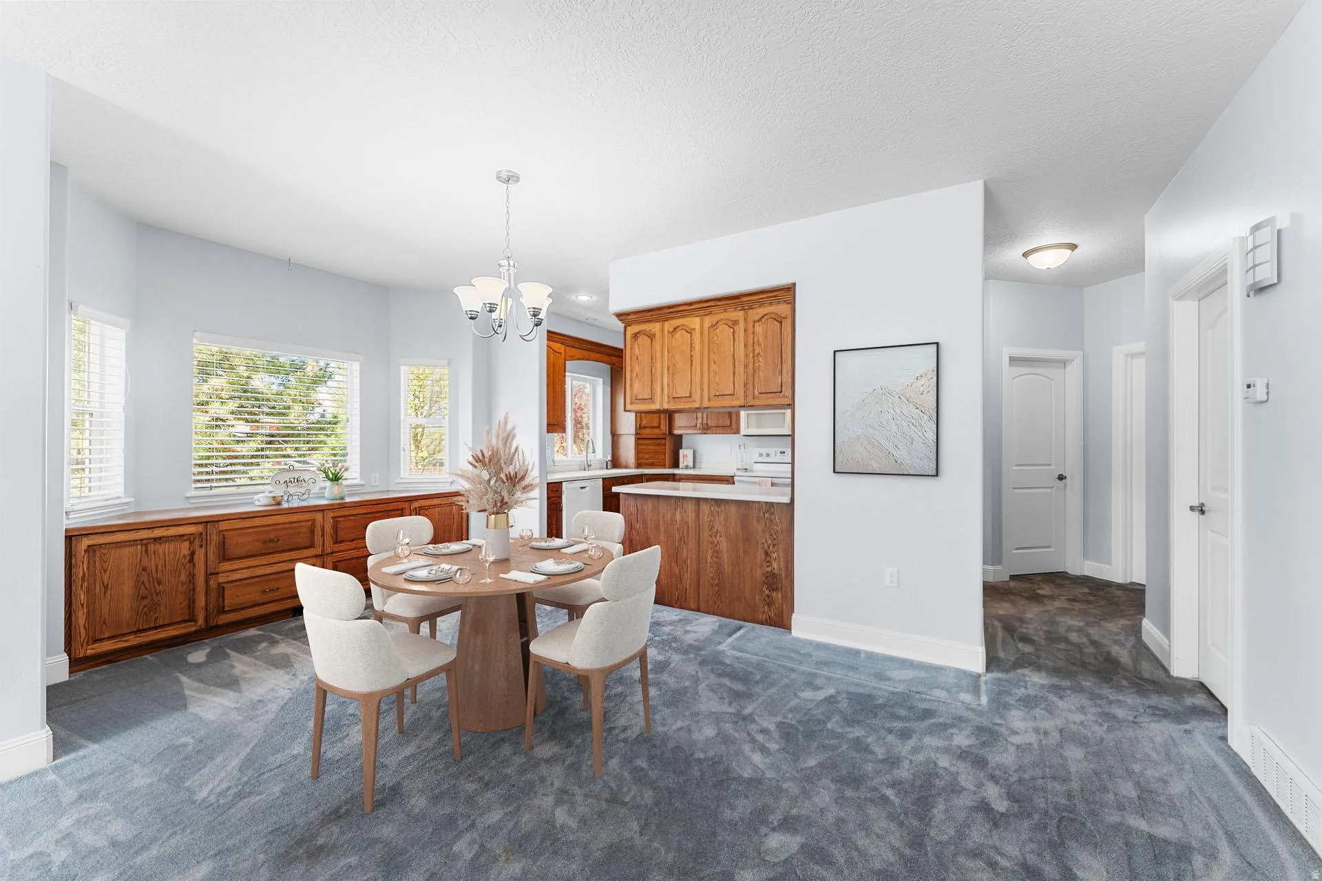 Virtually Staged Dining area