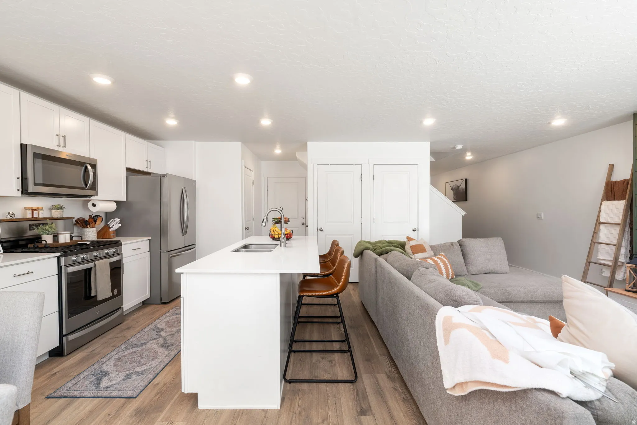 Appliances included
