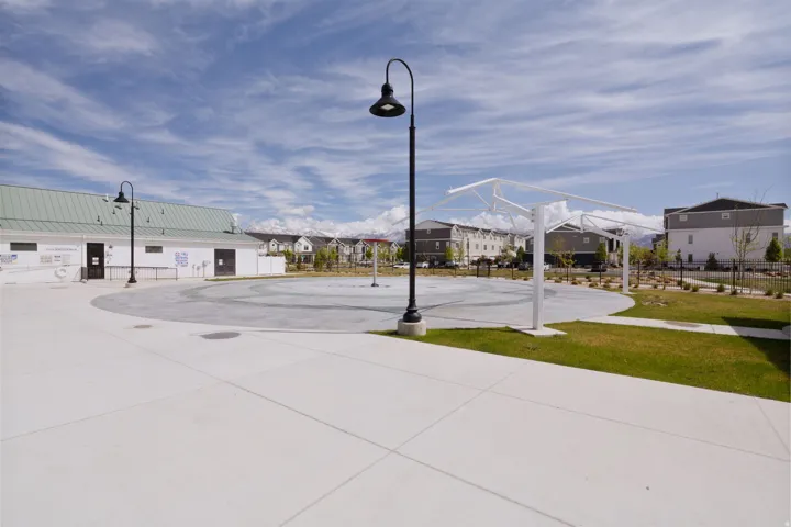 Splash pad
