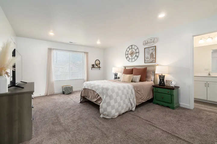 Spacious Owner's Bedroom