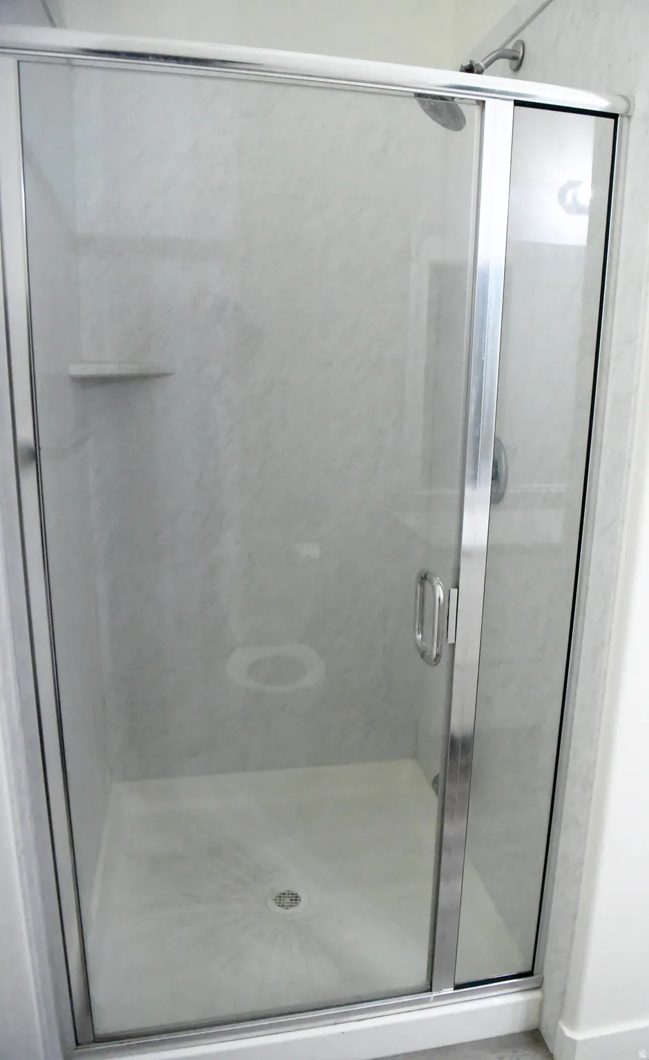 Primary bath shower stall