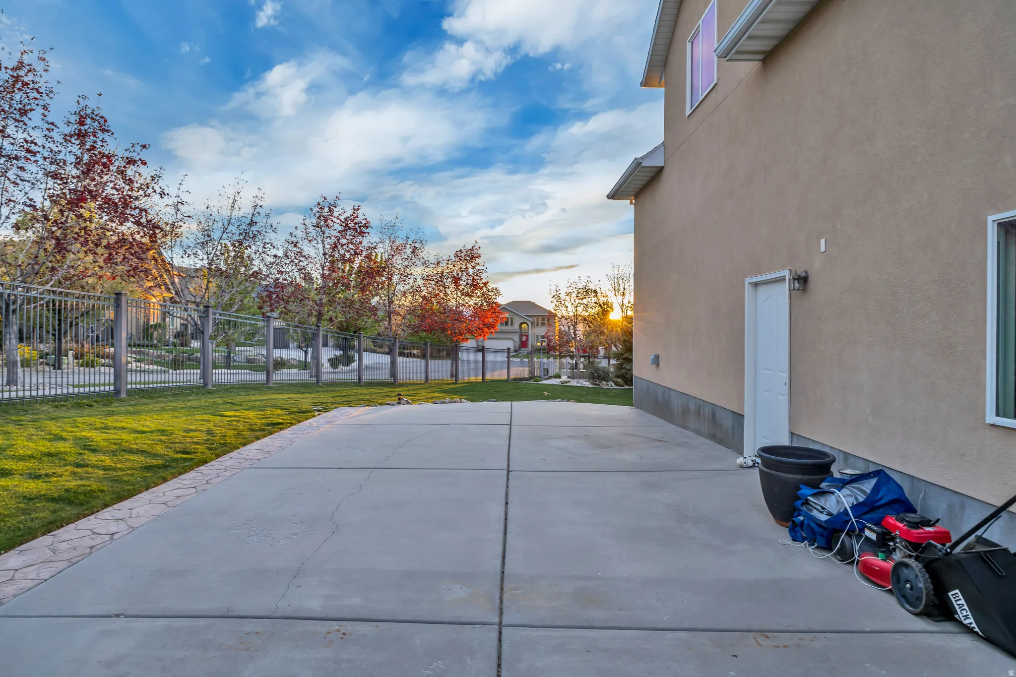 View of RV parking 40 ft