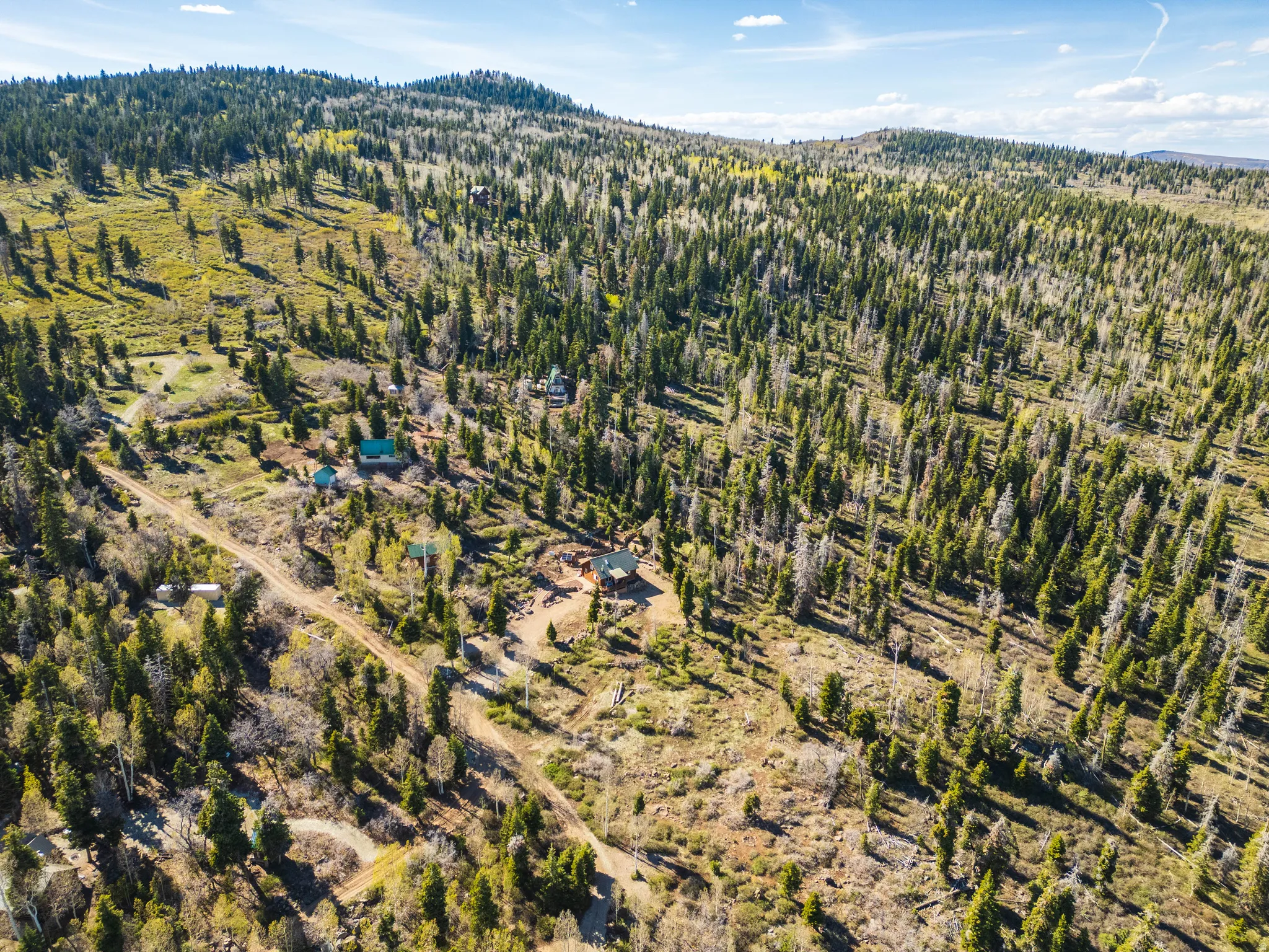Southwestern Vistas: Capturing the unique geography and colors of the Southern Utah landscape.