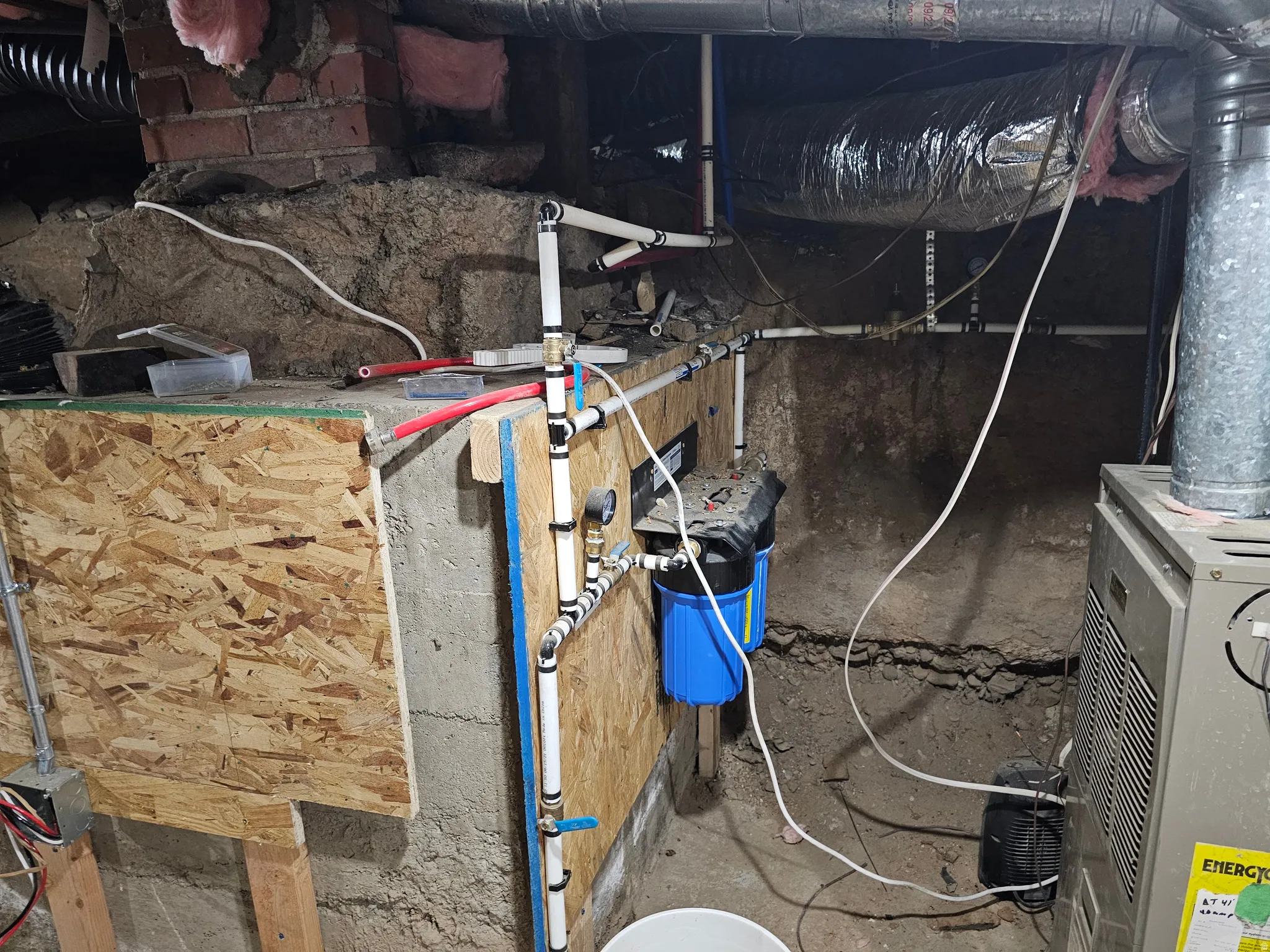 Utilities with heating unit
