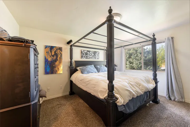 Primary ensuite bedroom