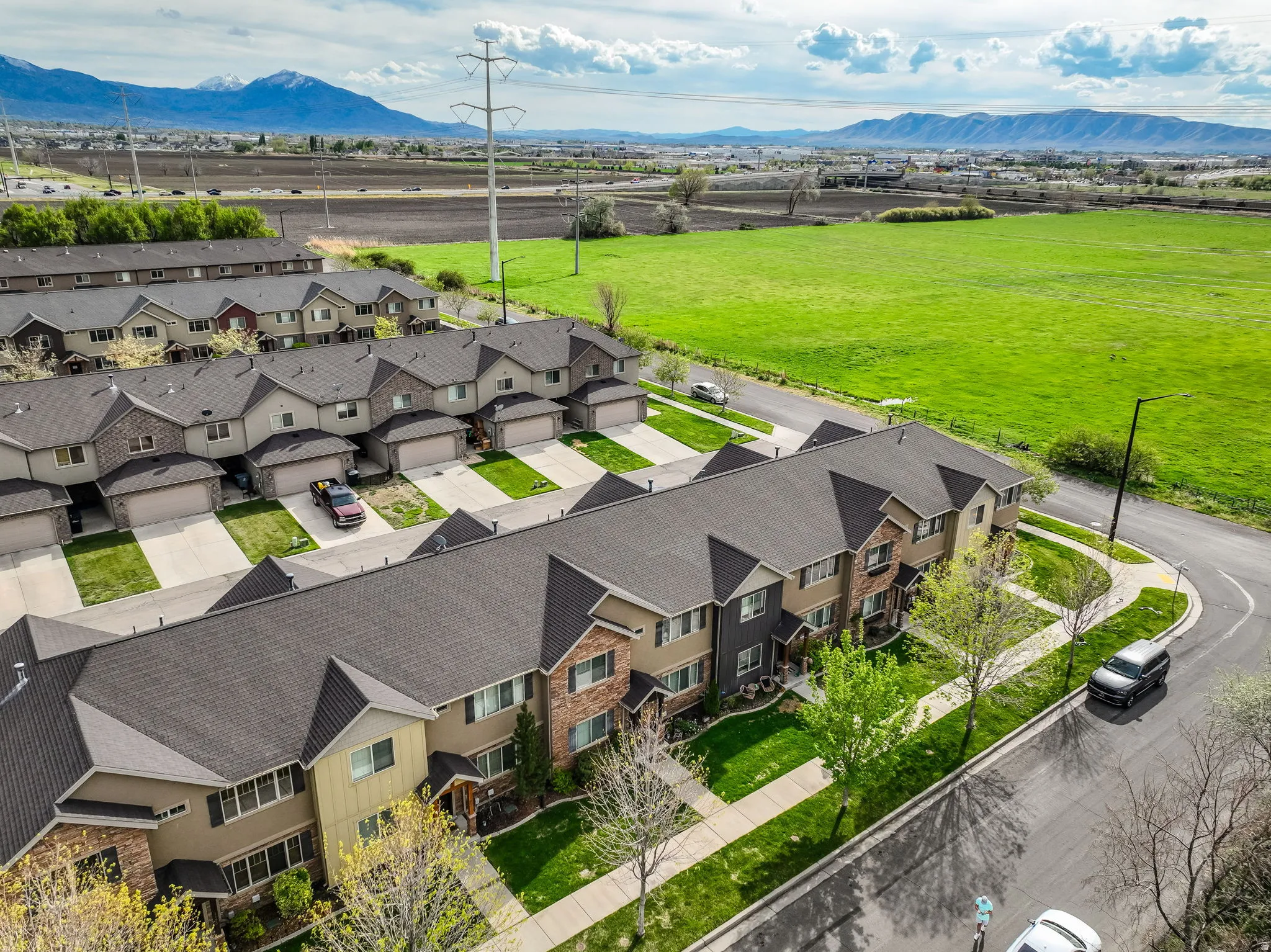 Aerial perspective of suburban area with mountains