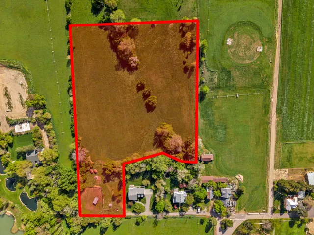 Aerial overview of property's location with property boundaries highlighted