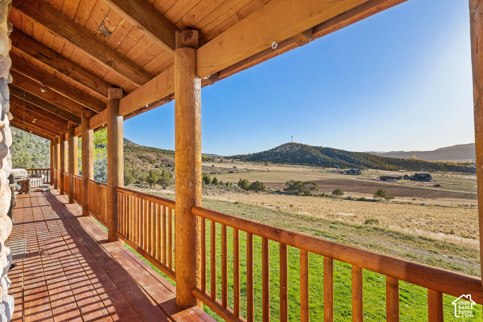Exquisite wraparound deck with some of the most incredible valley, mountain and temple views