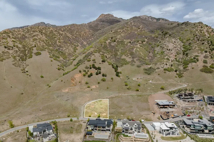 7141 S City View Dr, Cottonwood Heights, Utah 84121