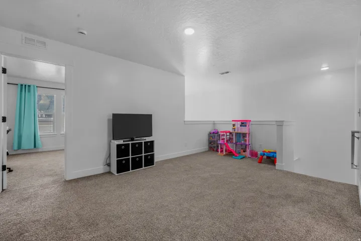 826 W Walnut Bark Ln, Mapleton, Utah 84664