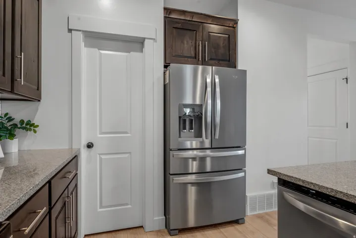 826 W Walnut Bark Ln, Mapleton, Utah 84664