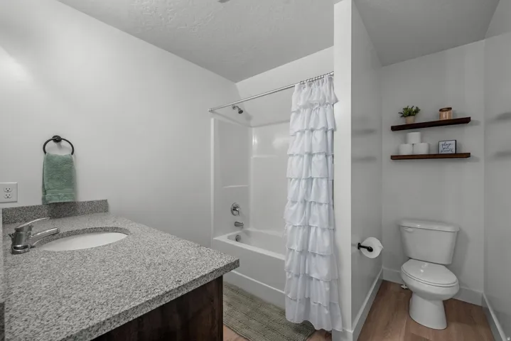 826 W Walnut Bark Ln, Mapleton, Utah 84664