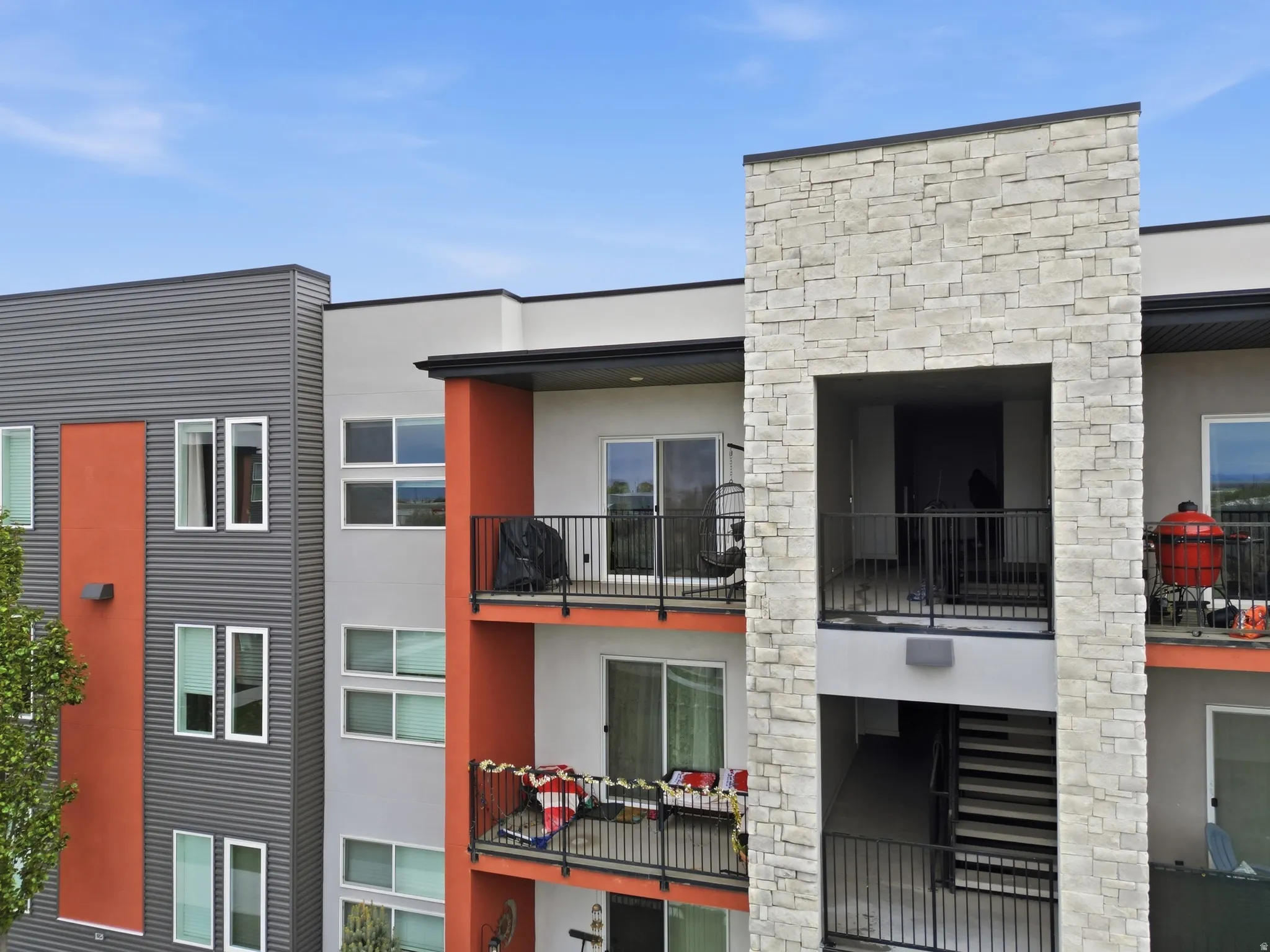 View of apartment building / complex