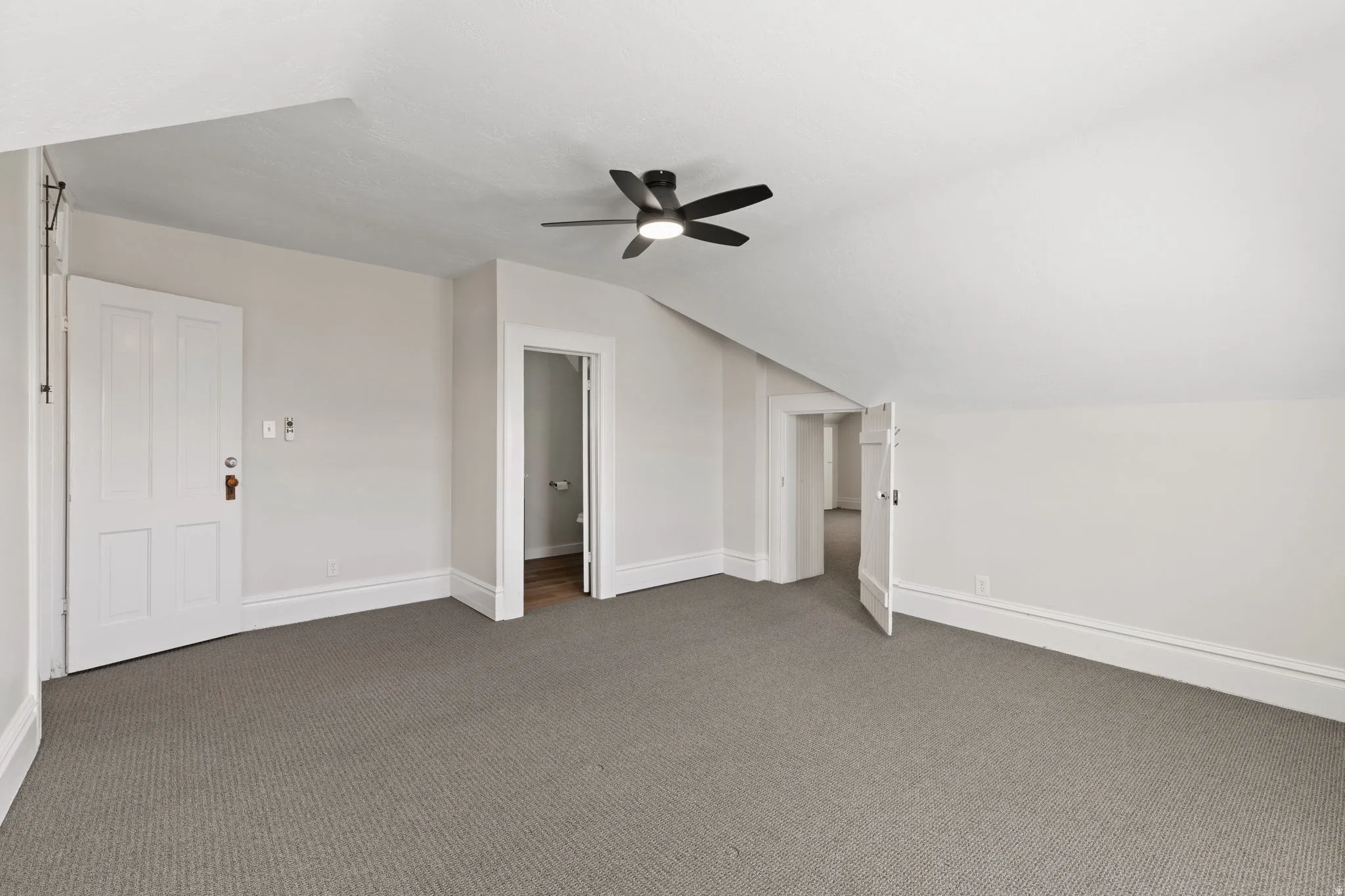 Primary Bedroom with en-suite and bonus room or dreamy wardrobe closet