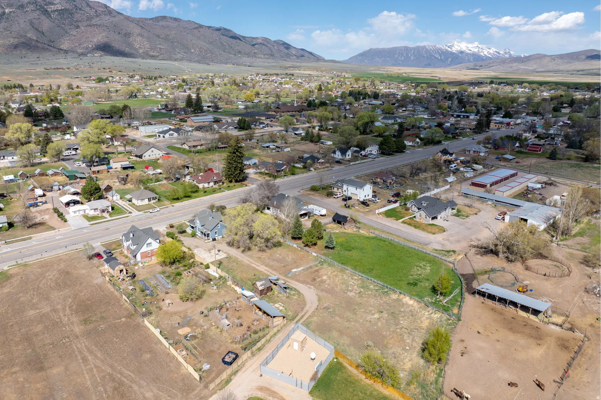 Aerial view of residential area with a mountainous background