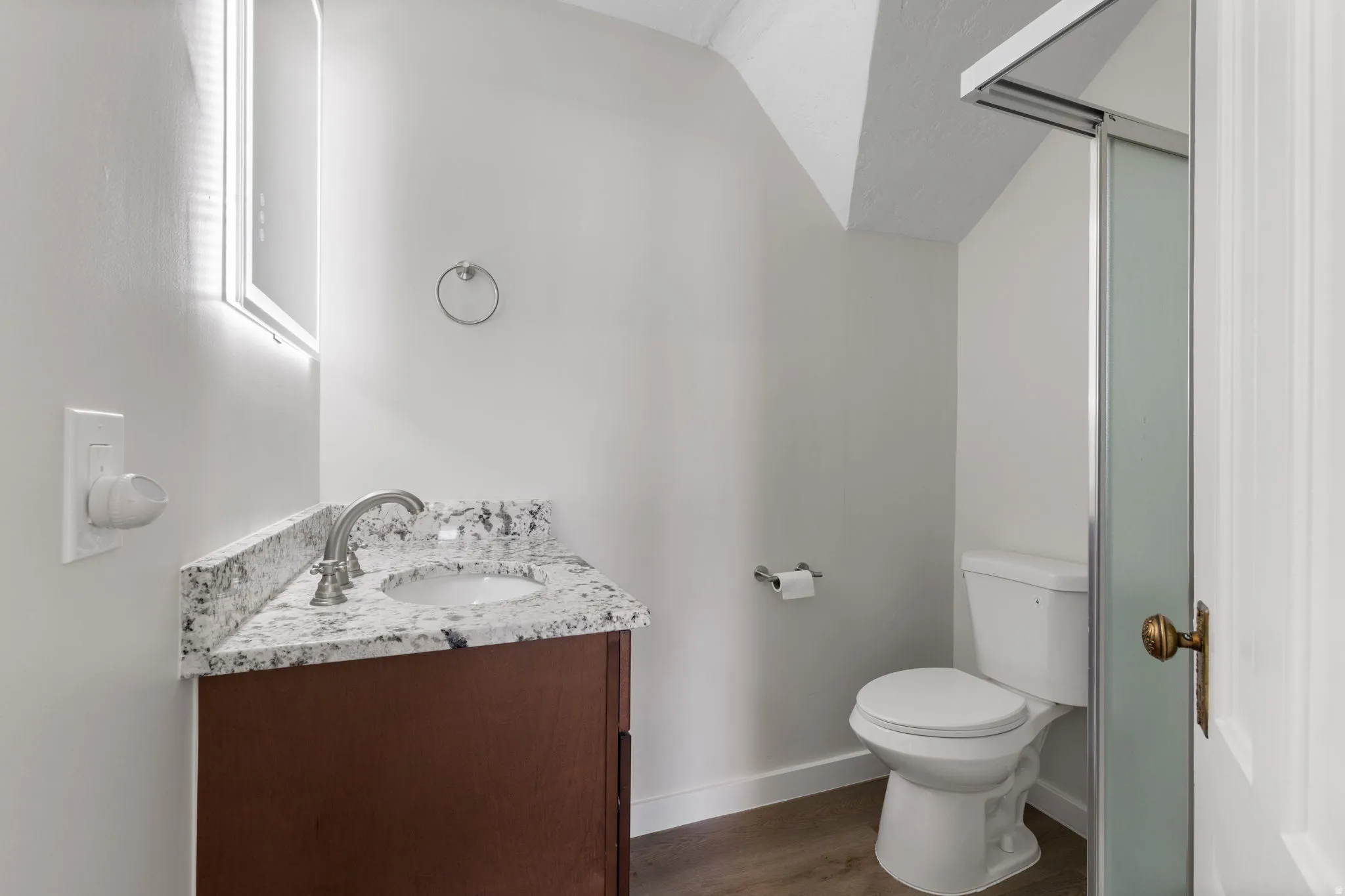 Primary Bedroom with en-suite and bonus room or dreamy wardrobe closet
