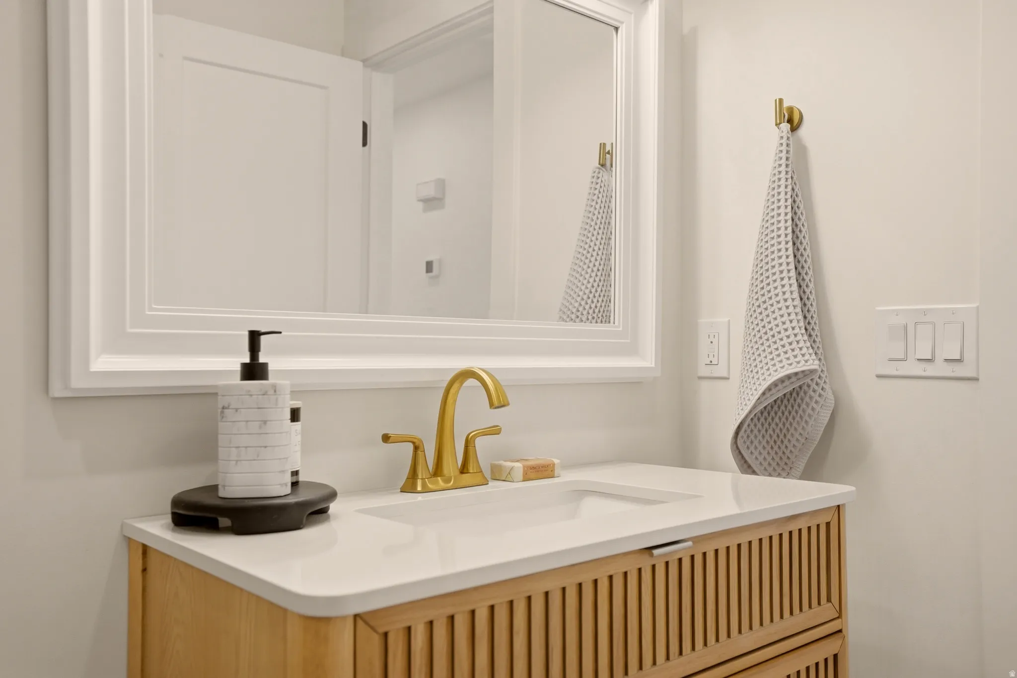 HALL BATH #3 ON MAIN FLOOR