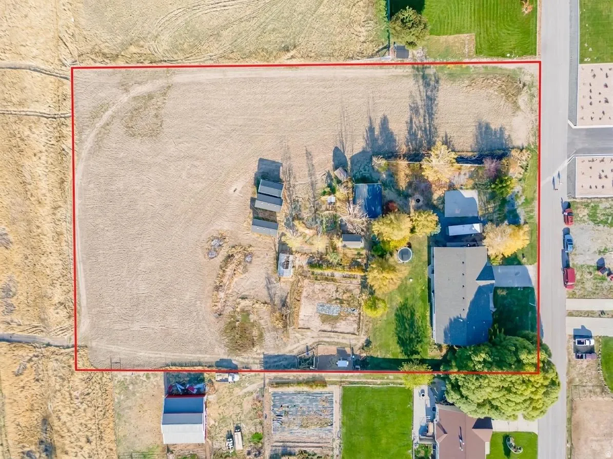 View of property location with property boundaries highlighted