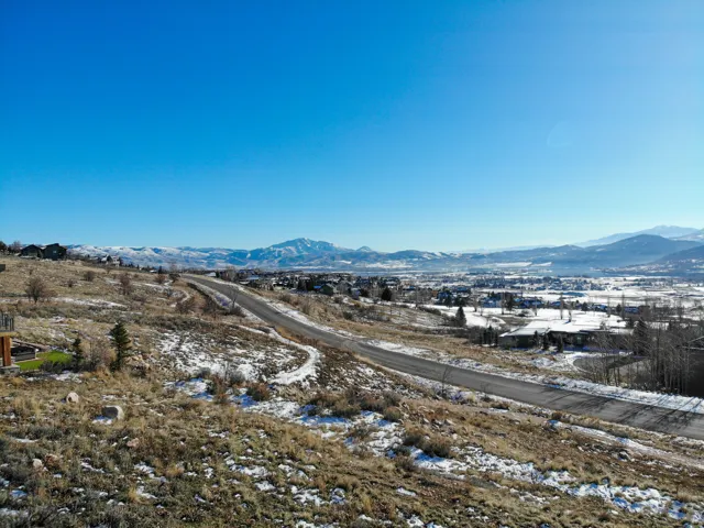 5397 E Purple Sage Dr, Eden, Utah 84310