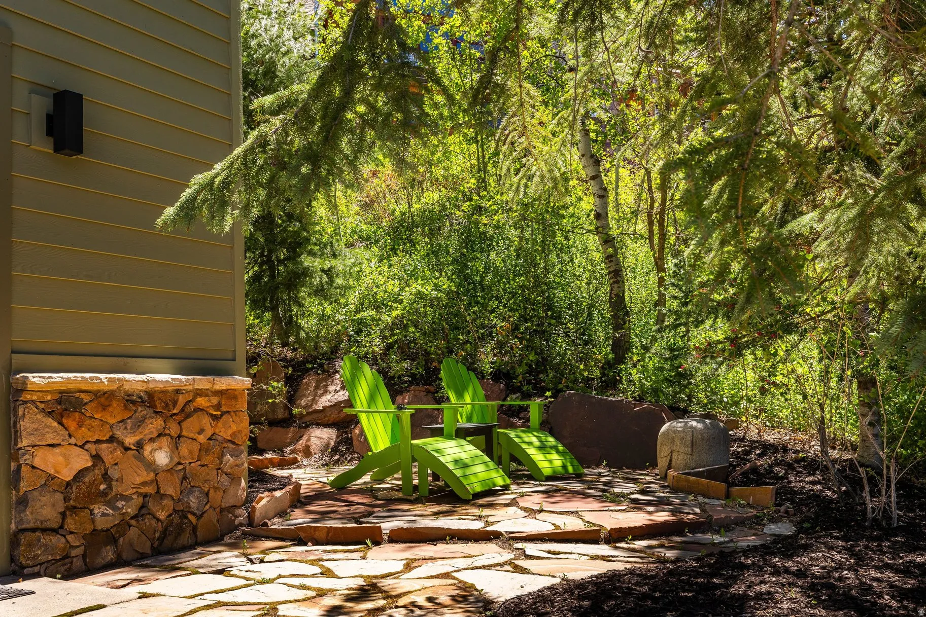 Stone patio featuring natural flagstone paving